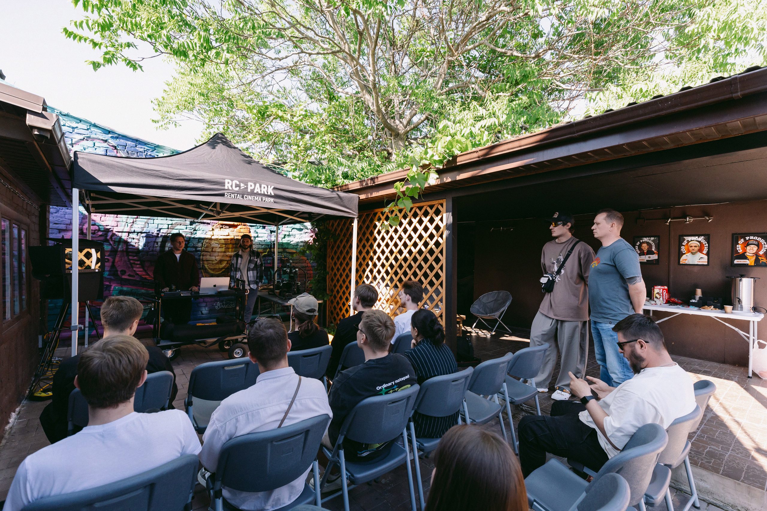 Контакты — изображение 13